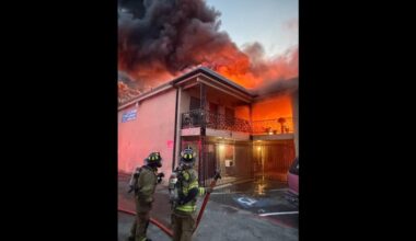 100 residents displaced, 5 suffer smoke inhalation in Fort Worth apartment fire