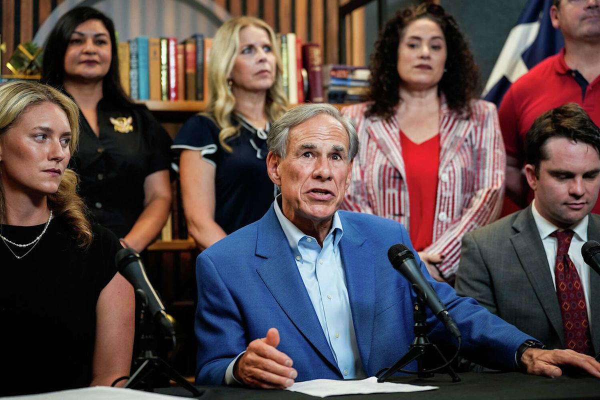 Greg Abbott singles out Austin, El Paso ISDs in call for audits into 'administrative bloat'