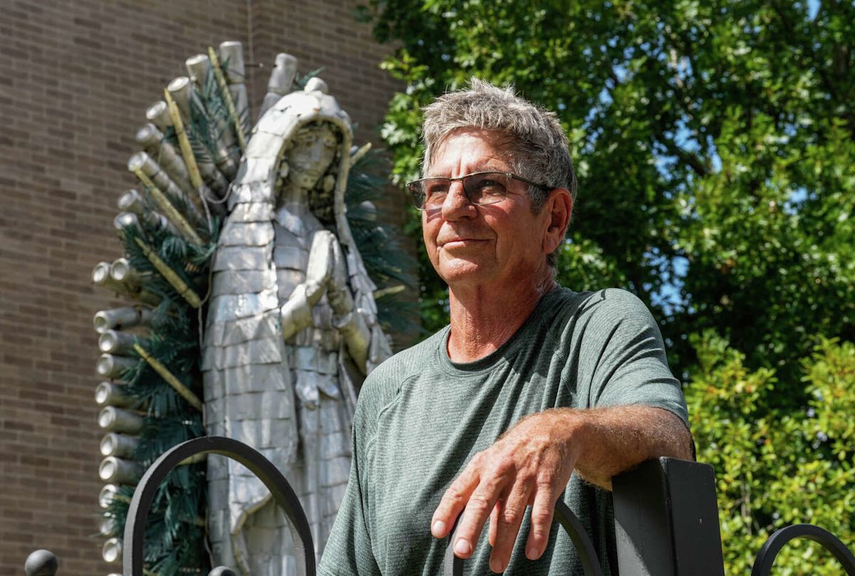 Houston artist to restore and donate landmark Old Sixth Ward statue to MECA organization