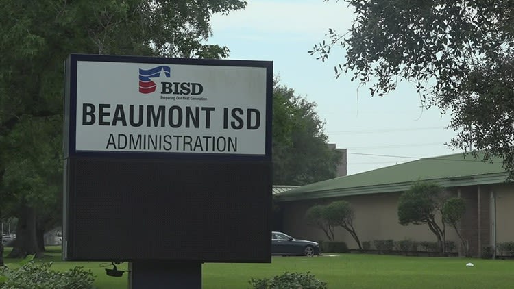 Southeast Texas school districts await state accountability ratings this week