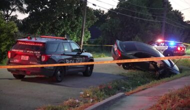 17-year-old arrested for 19-year-old's murder on Houston's South Side