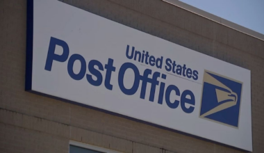 Houston postal carriers charged in alleged $23 million check-theft scheme
