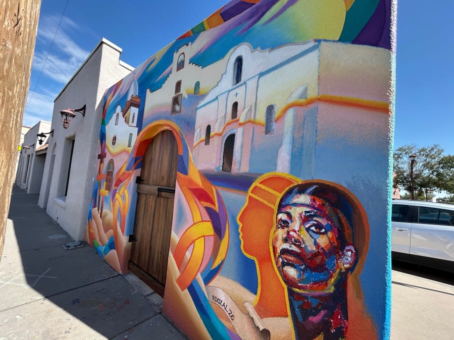 El Paso Mission Trail celebrates new community mural