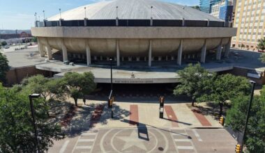 Elvis, Wings once sang at this iconic Texas venue, now it's being demolished