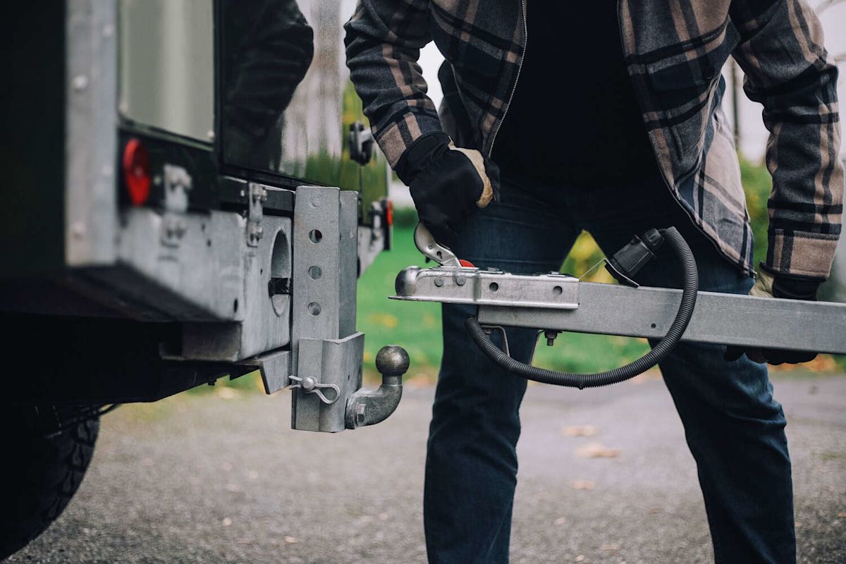 Can Austin landlords tow your car from an apartment complex? What to know