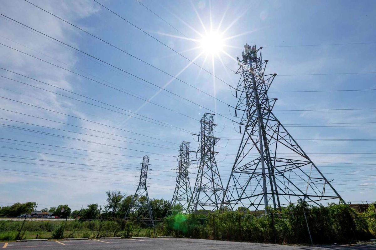 Texas regulators delay route decision on Hill Country power line route amid opposition