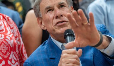 Gov. Abbott calls on Texas universities to offer 3-year degree programs