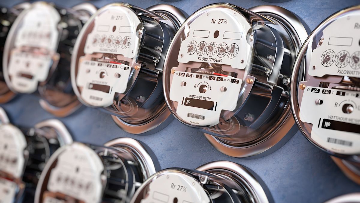 Dallas woman skips groceries to keep the power on as summer electric bill tops $500