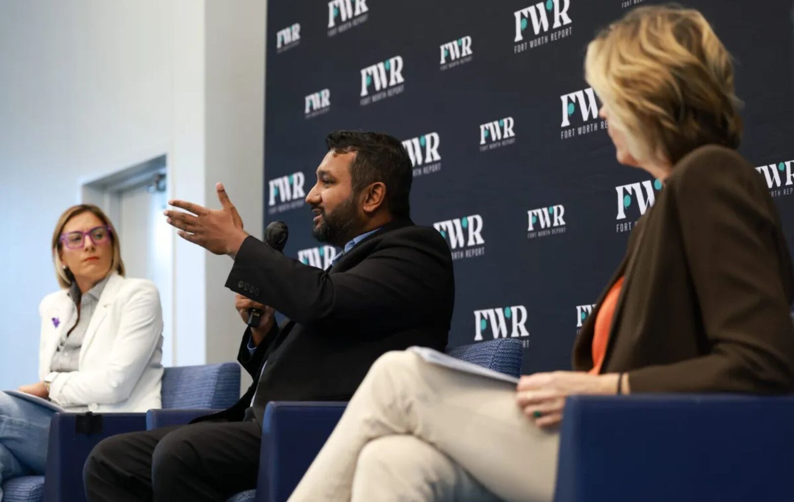 Photo shows Dr. Mohammad Islam during the Fort Worth Report panel on data centers " style=" height:1080px; width:1620px" _languageinserted="true" src="https://cdn.prod.web.uta.edu/-/media/project/website/news/releases/2026/08/islam-main.jpg