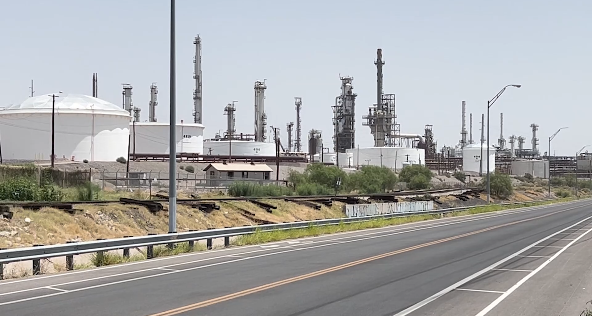 Environmental reports detail what gases caused strong odor from Marathon refinery