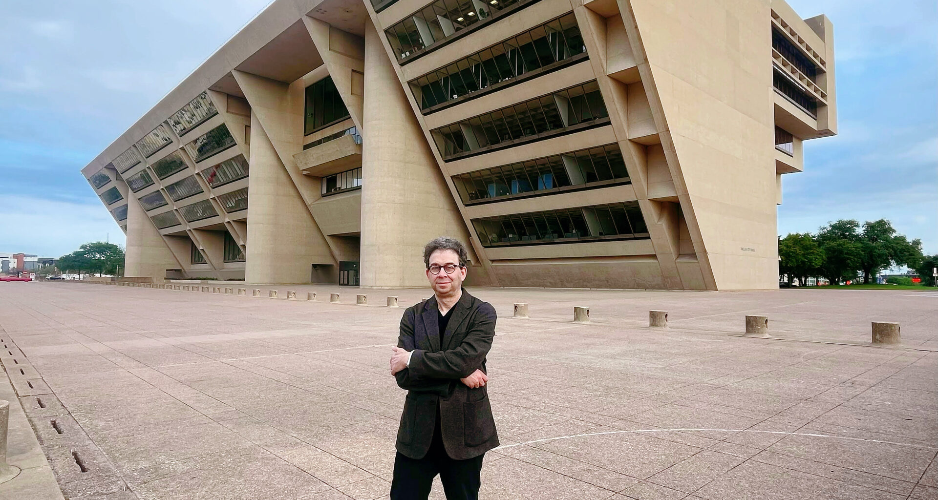 Architecture critic Mark Lamster releases novel on Dallas history