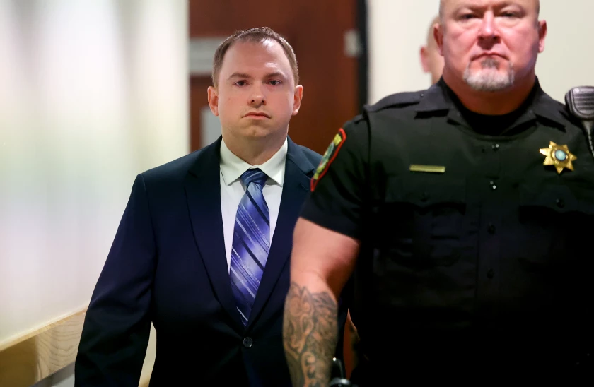 Fort Worth City Council reapproves increased legal fees for ex-police officer Aaron Dean
