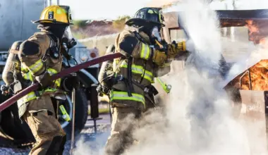 Downtown Dallas fire: Smoke seen across Grand Prairie, Arlington and Duncanville; videos emerge
