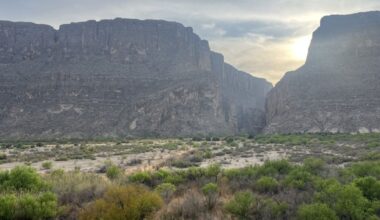 Big Bend border wall construction sparks demonstrations outside annual Texas Parks & Wildlife meeting