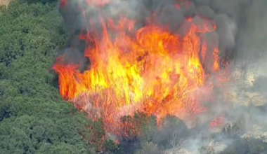 Aerial drops underway as Ross fire near Palo Pinto grows amid high wildfire risk