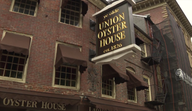 Billionaire Texas family to buy Union Oyster House, family spokesperson says