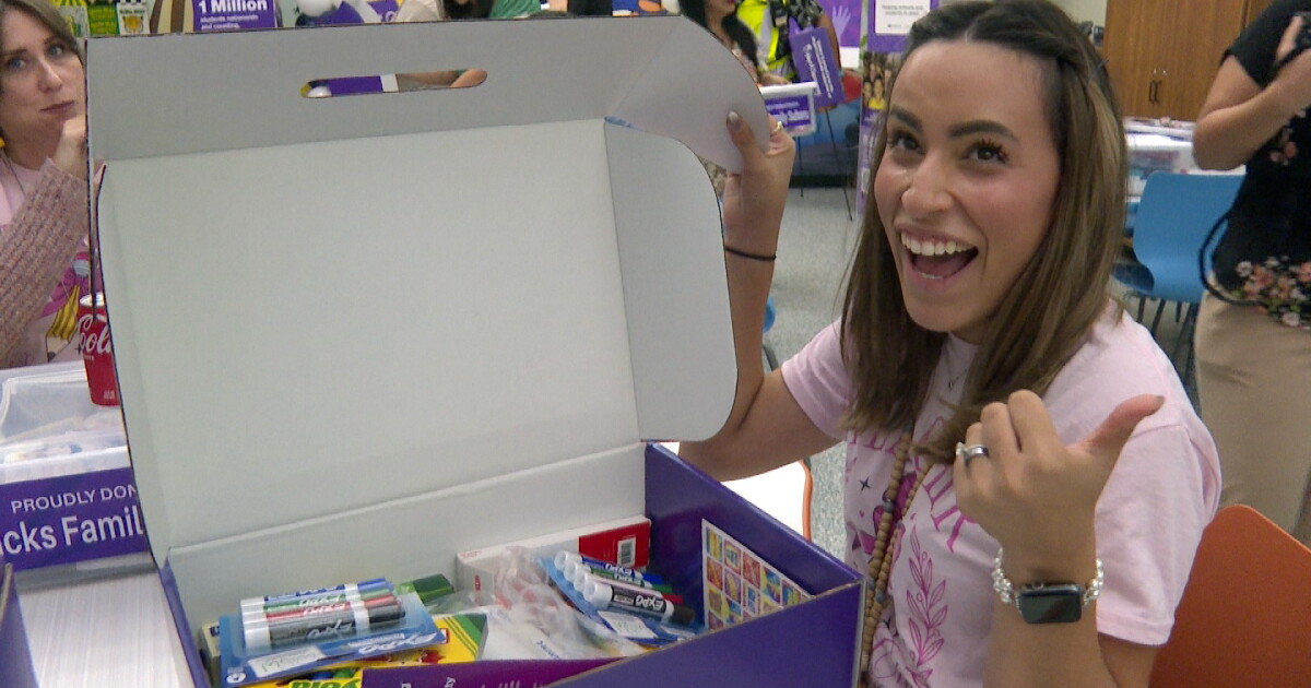 Subaru donates over $20,000 in gift cards, supplies to Hicks Elementary teachers