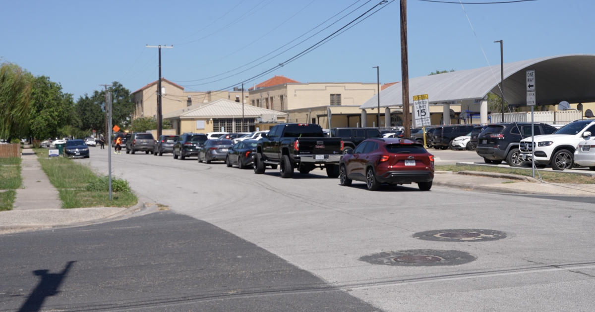 CCISD bus delays leave kids waiting over an hour
