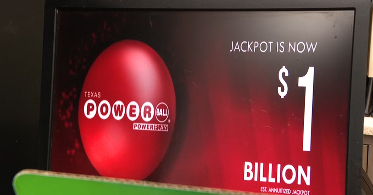 Powerball jackpot reaches $1 billion ahead of tonight's drawing
