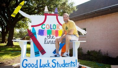 What's the story behind giant Adirondack chair in Austin?