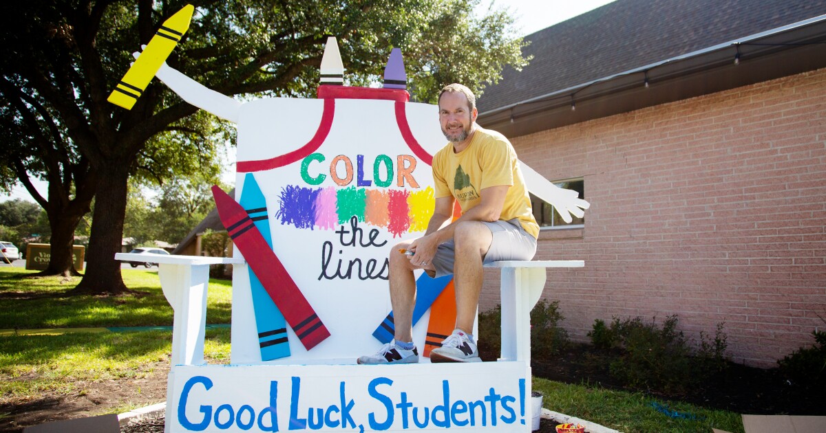 What's the story behind giant Adirondack chair in Austin?