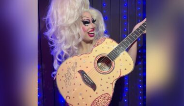 Dolly Parton gave a Texas drag queen a rhinestoned guitar