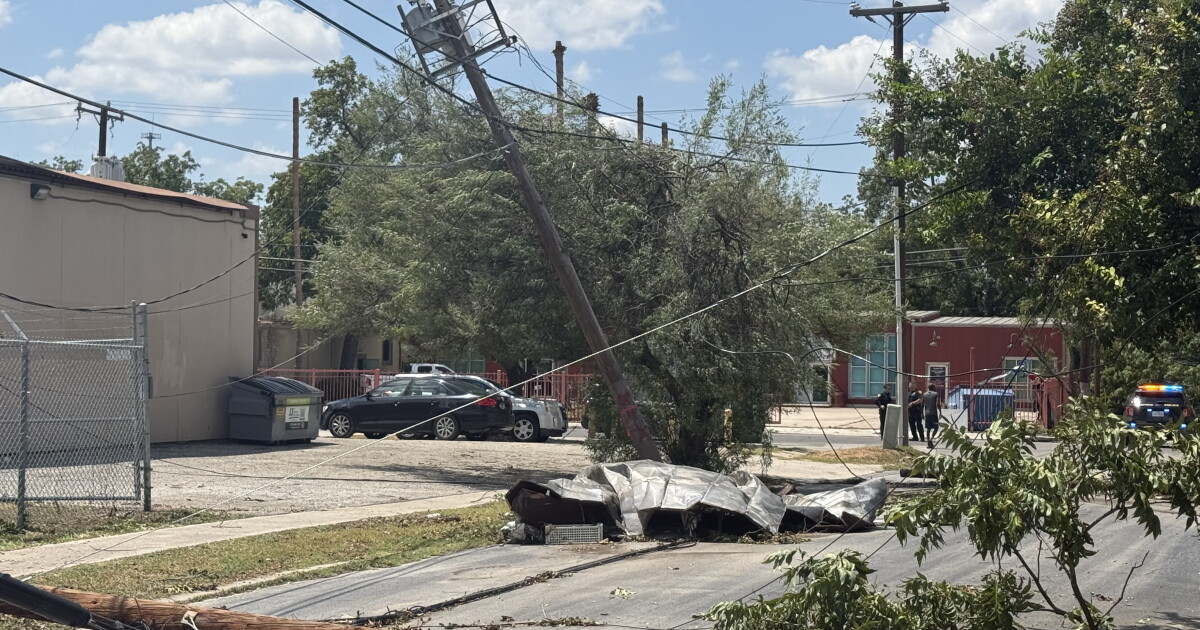 Thousands face days without power as San Antonio clears storm damage