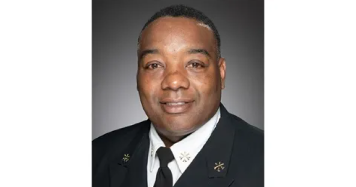 Fort Worth’s interim fire chief Raymond Hill to retire Sept. 1