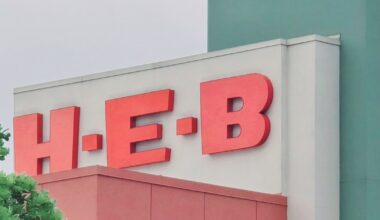 Nominations open for San Antonio-based H-E-B Excellence in Education Awards