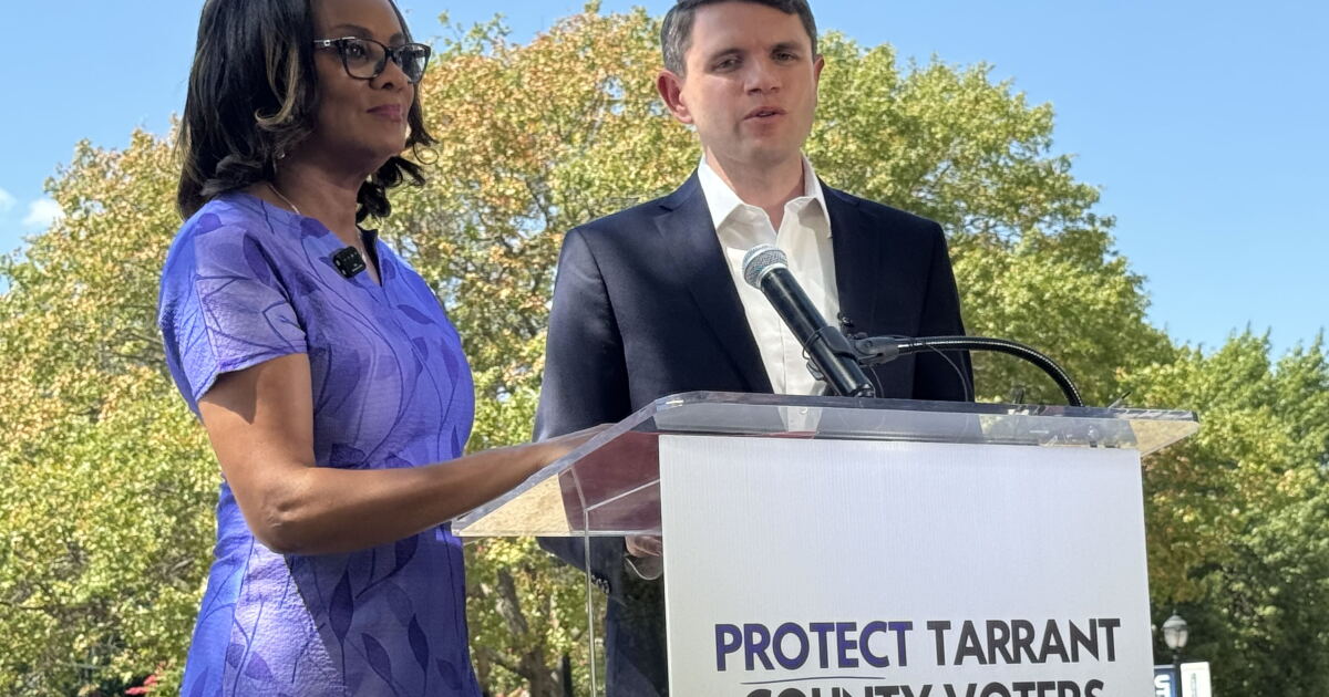 Talarico, Simmons speak against proposal to cut almost a third of Tarrant County voting sites