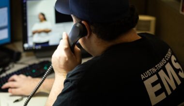 Austin approves plan to move 911 call takers from APD
