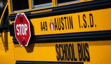 Austin ISD backtracks on bus hubs for middle school students