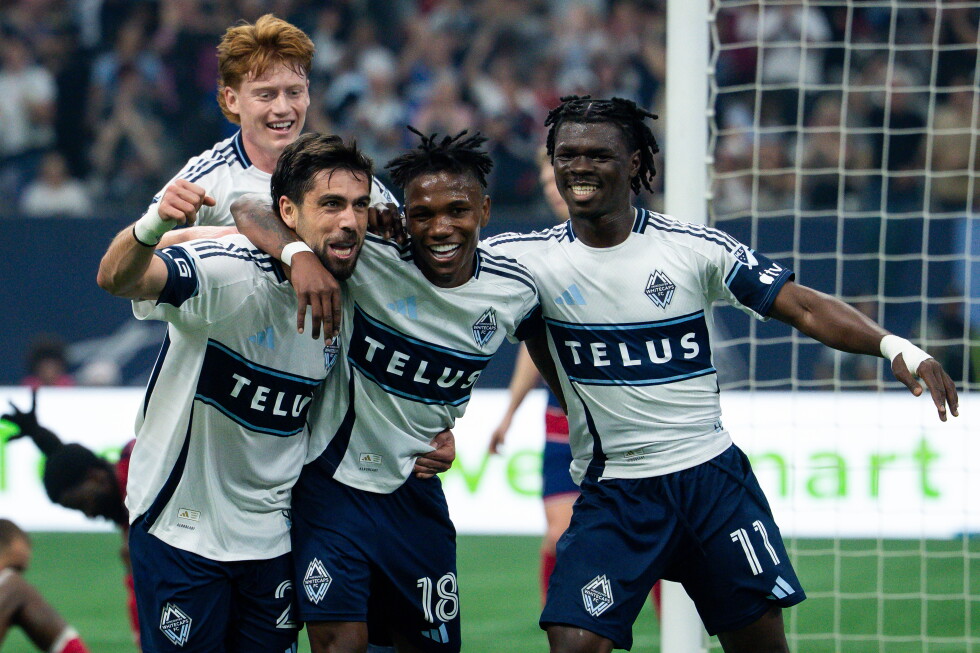 Brian White scores 2 goals, Whitecaps beat Dallas 5-0