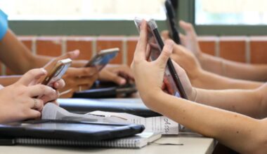 What CCISD students and parents need to know about the cell phone ban