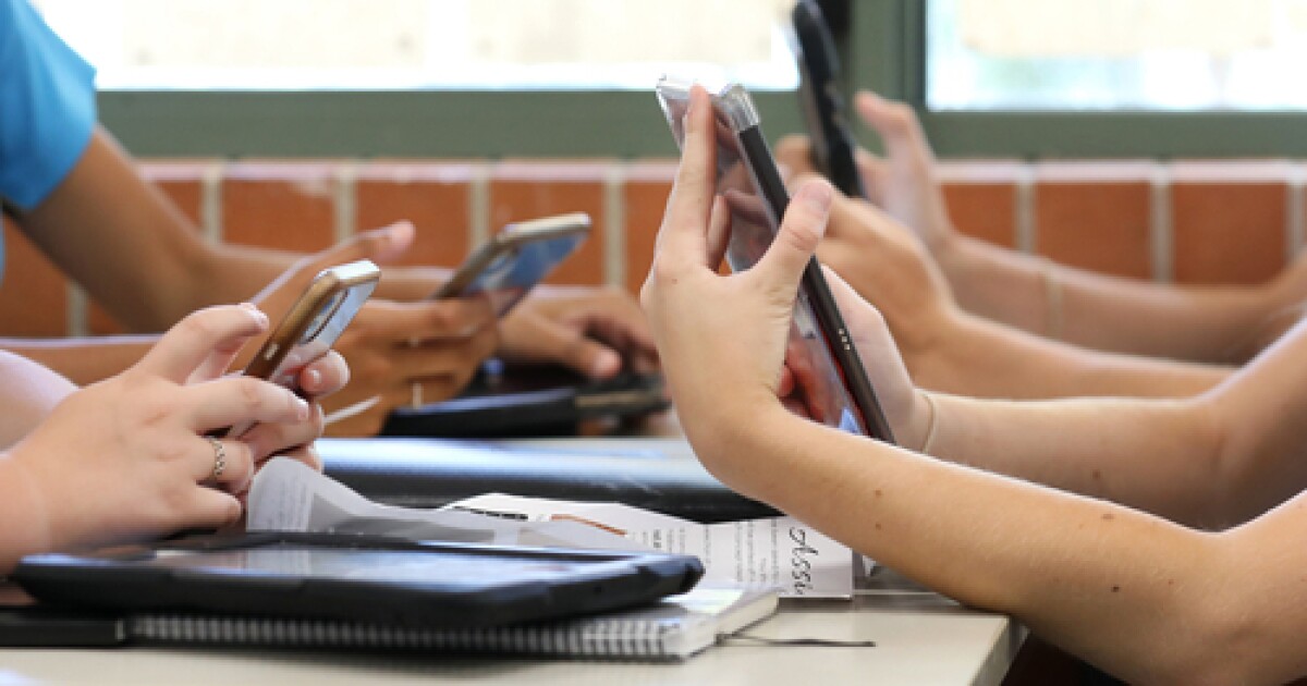 What CCISD students and parents need to know about the cell phone ban