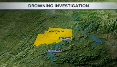 Texas man dies at Lake Eufala after jumping from boat, OHP says