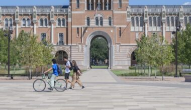 Rice University's move-in day sees record number of incoming freshmen
