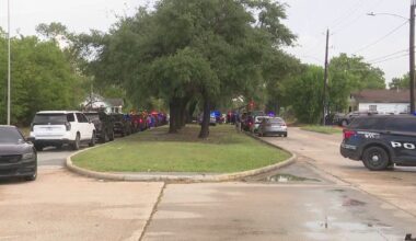 N Wayside Drive police shooting: Suspect reportedly fired at vehicles