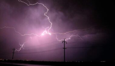 Damage and outages after pop-up storms hit Dallas-Fort Worth