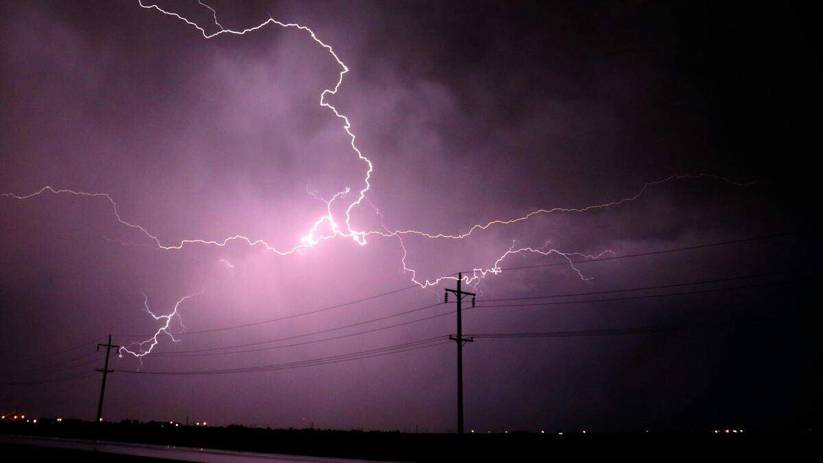 Damage and outages after pop-up storms hit Dallas-Fort Worth