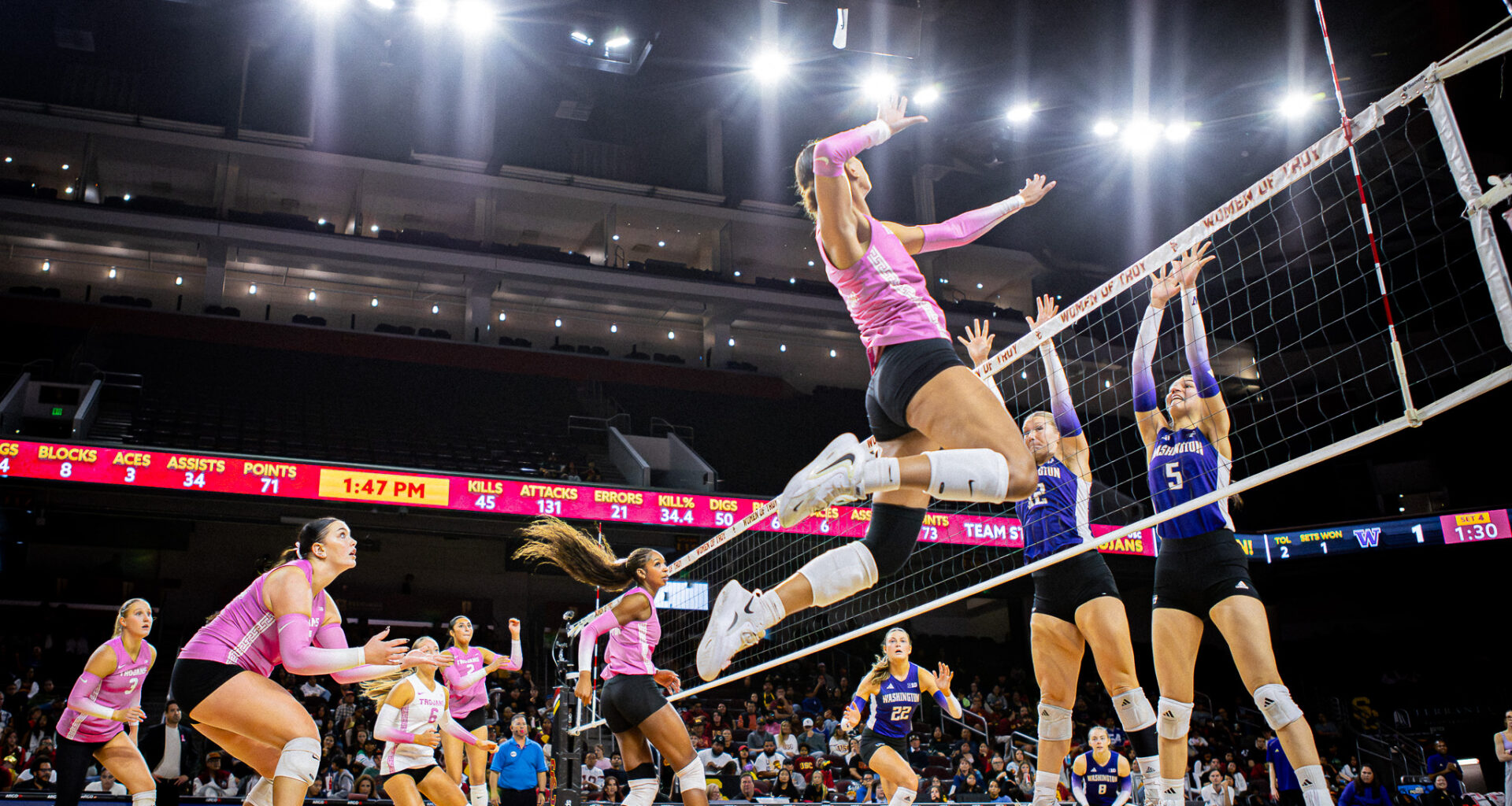 Redshirt senior outside hitter Adonia Faumuina totaled 18 kills in the showcase. She is pictured against Washington on Oct. 26, 2025. (Matthew Diederich / Daily Trojan file photo)