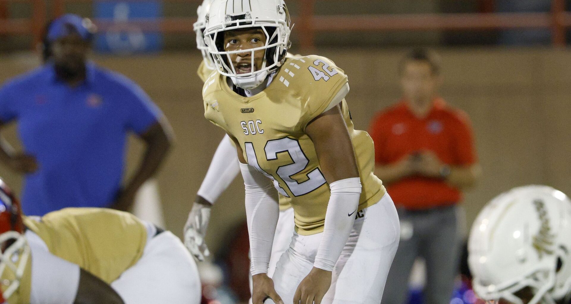 Standout defensive performances by Dallas-area players from Week 1