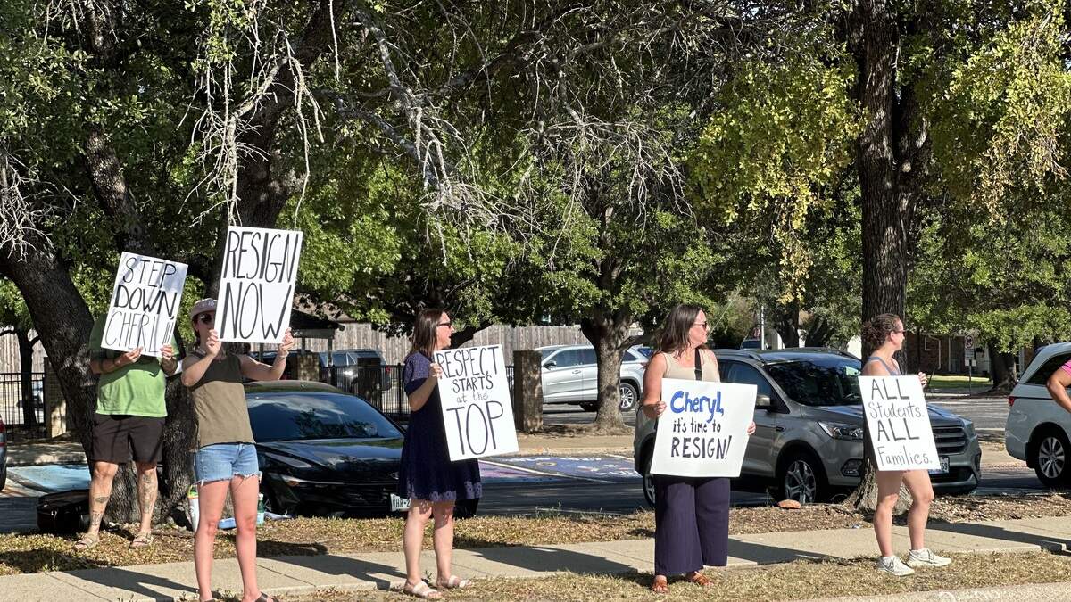 Posts spark rally to remove charter school board president