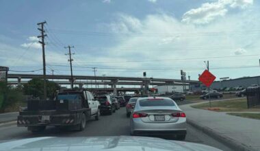 San Antonio parents frustrated by long school pick-up, drop-off lines