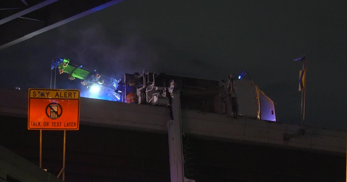 I-610 North Loop shut down in Houston at I-69 for lost load