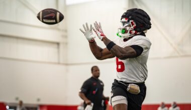 PREVIEW: #23/#24 Houston Hosts Oregon State for H-Town Kickoff