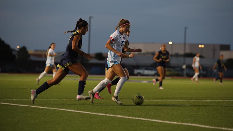 Crazy Eight: Lady Chaps Blast Mountaineers