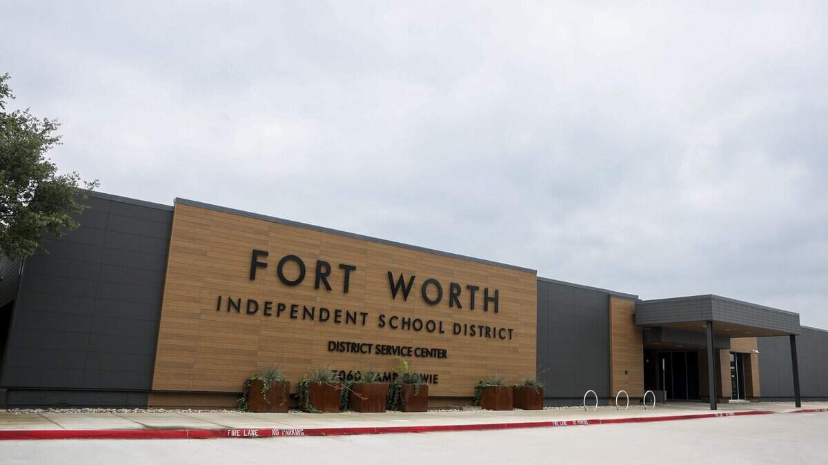 Fort Worth ISD parent removed from strategic action session