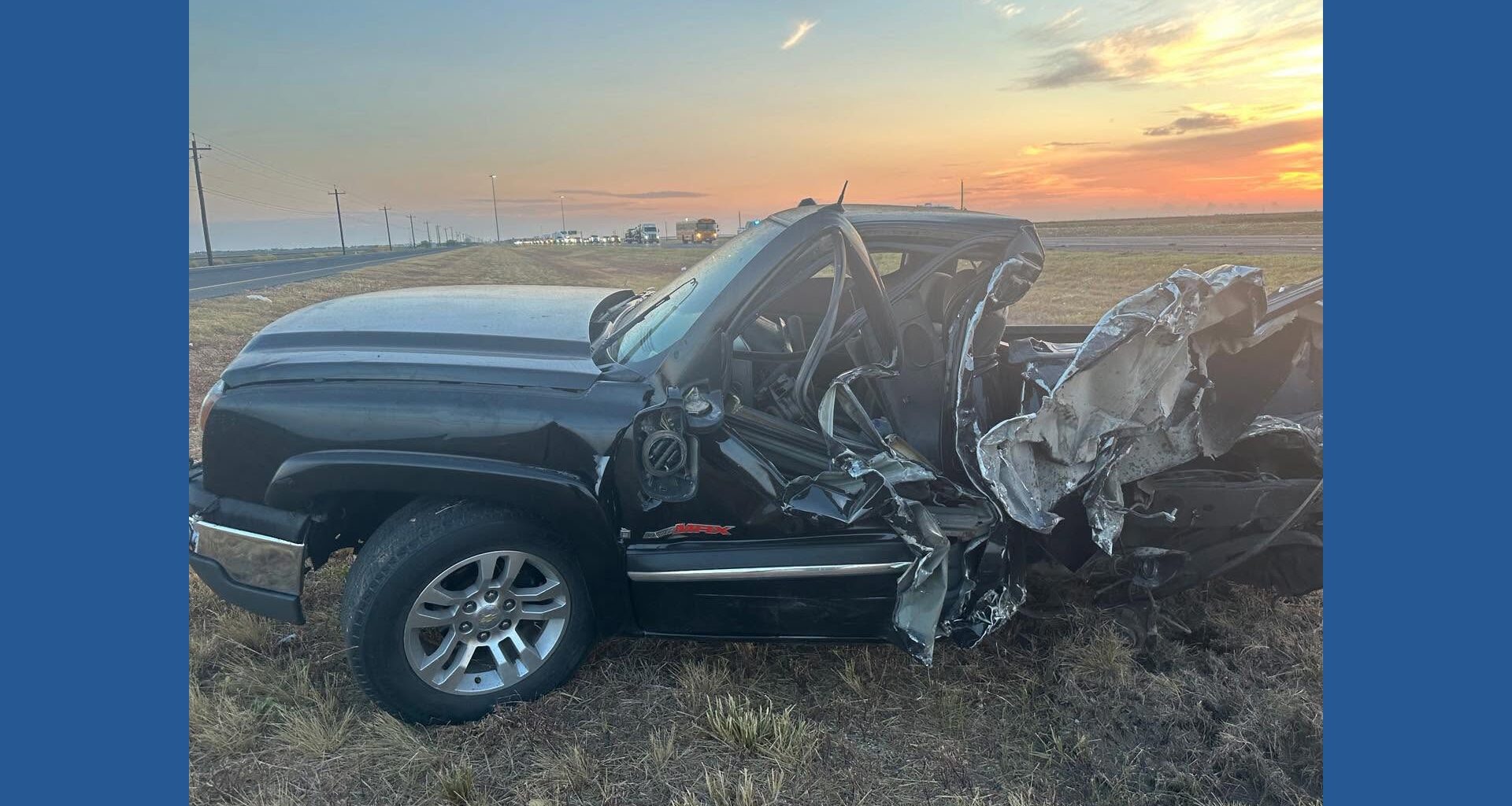 U.S. 77 southbound is blocked near Driscoll after 18-wheeler jackknifes