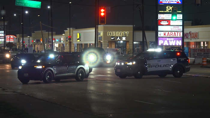 Woman killed while crossing Westheimer Road outside crosswalk near Houston club